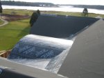 Dach pokryty papą izolacyjną